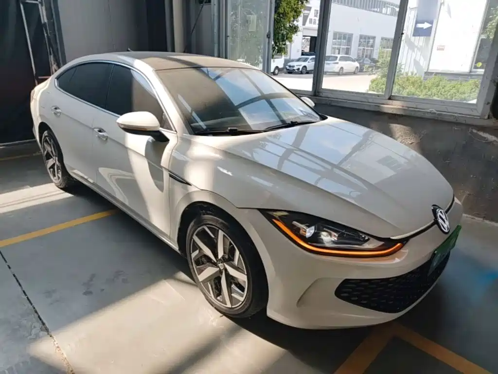 Volkswagen Lamando — миниатюра 4
