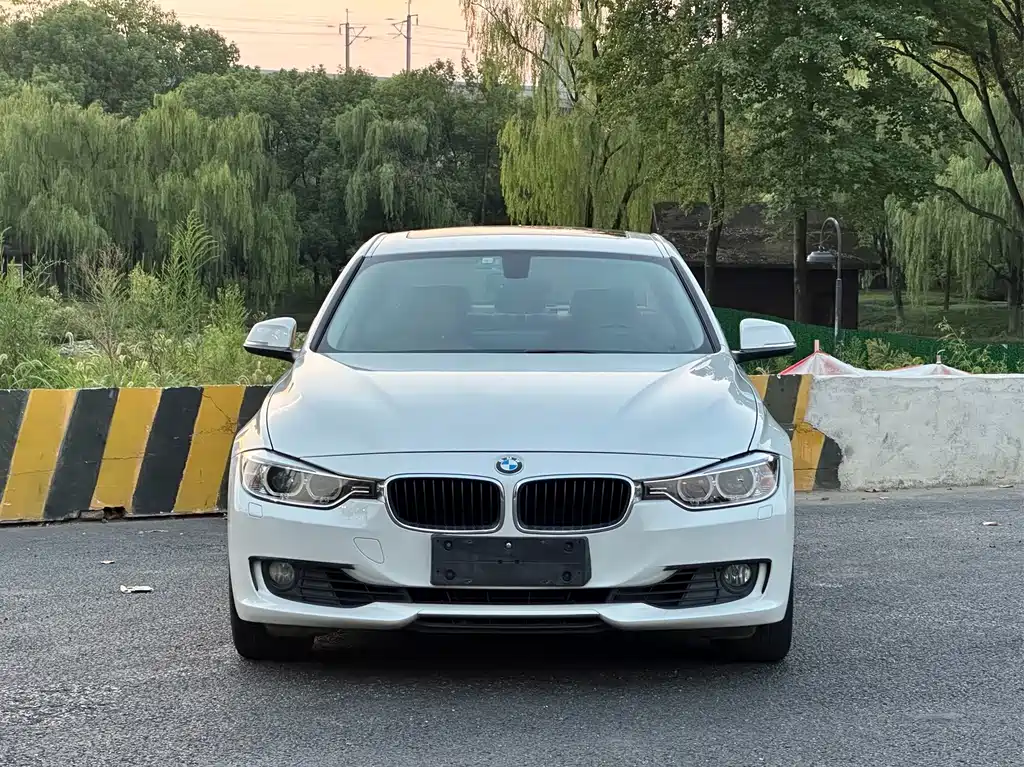 BMW 3 Series — миниатюра 2