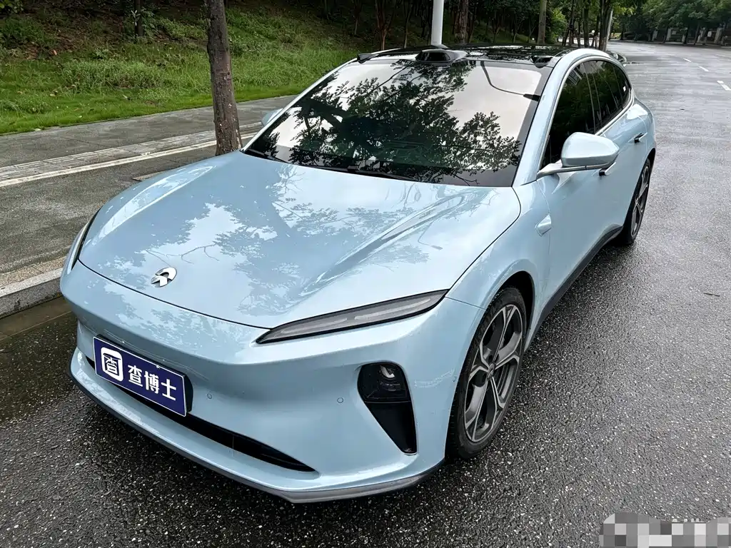 NIO ET5T