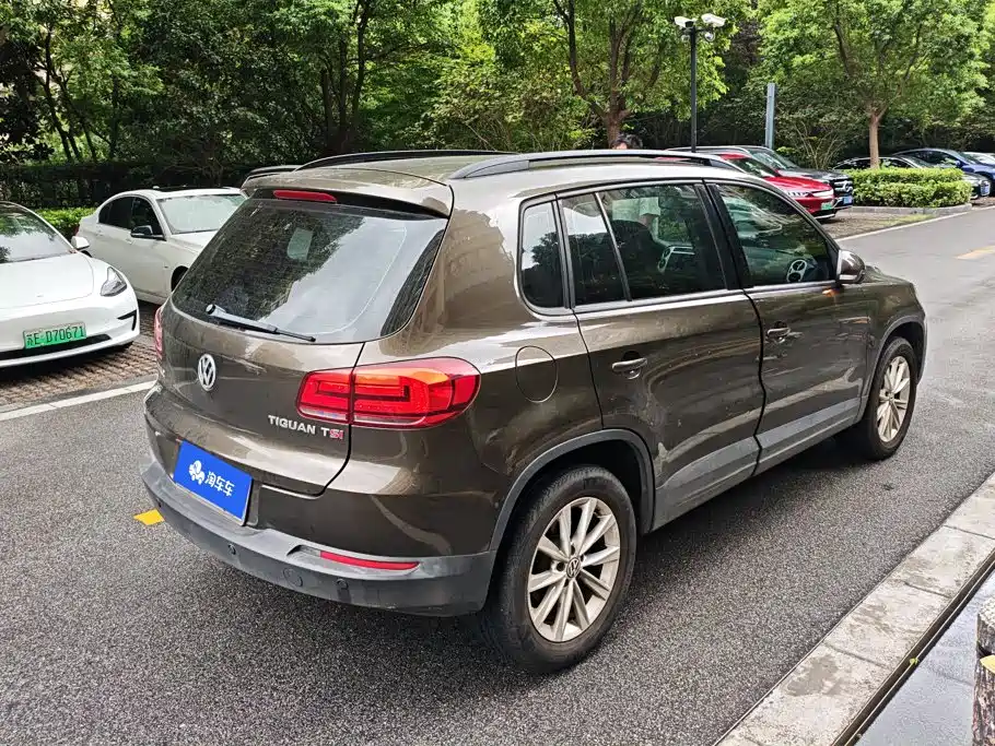 Volkswagen Tiguan — миниатюра 3