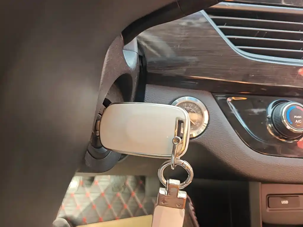 Baojun 310 — миниатюра 9