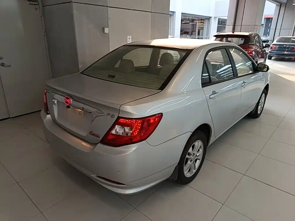 BYD F3 — миниатюра 7