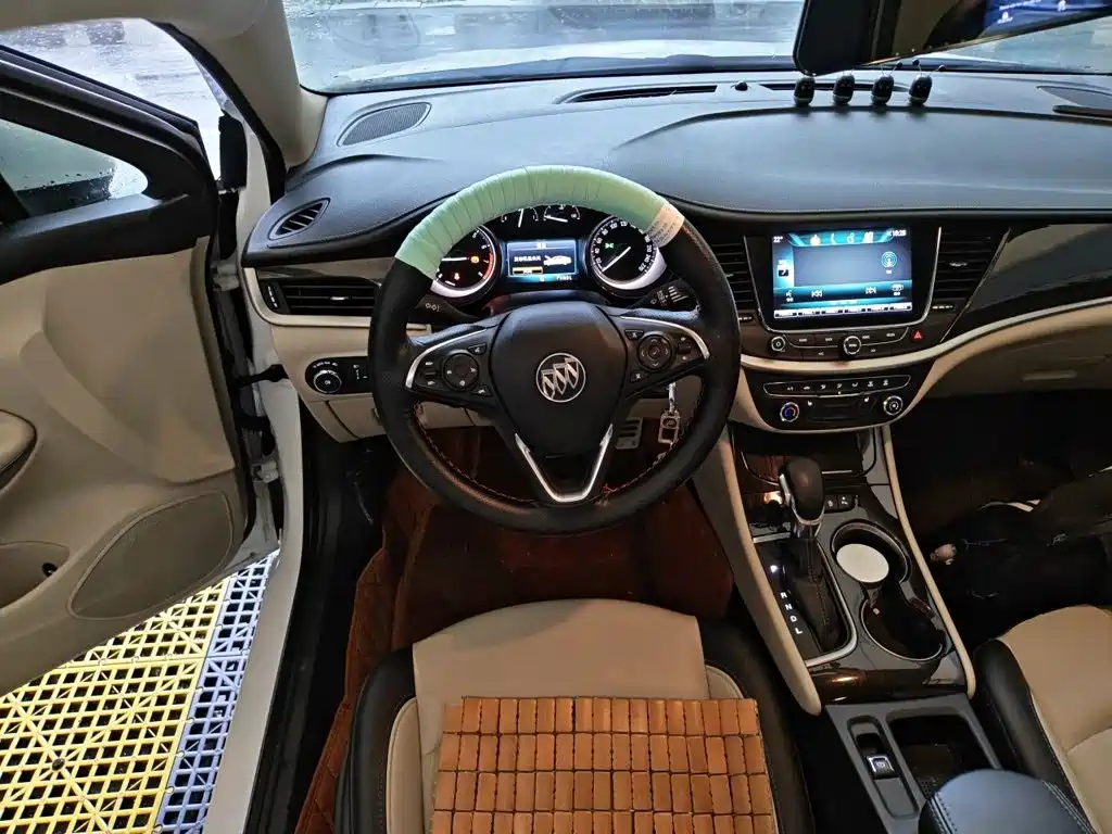 Buick Verano — миниатюра 11