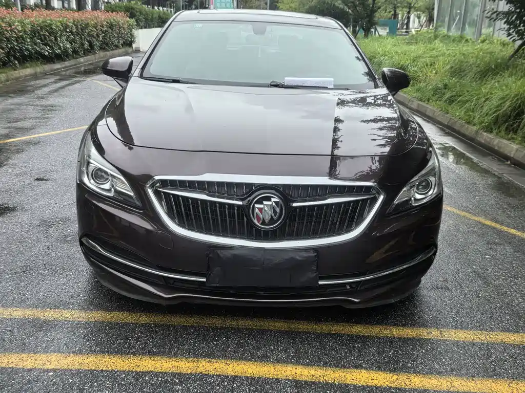 Buick LaCrosse — миниатюра 2