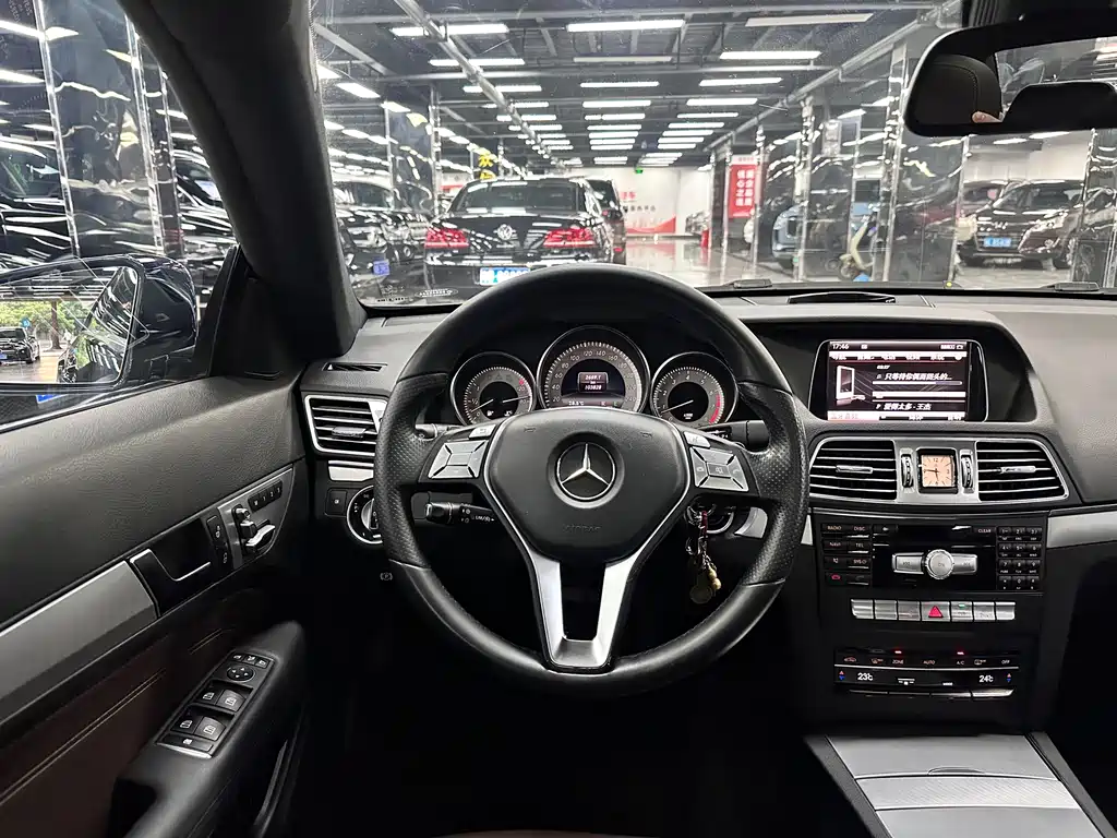 Mercedes-Benz E-Class (Import) — миниатюра 18