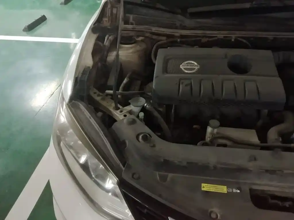 Nissan Tiida — миниатюра 20
