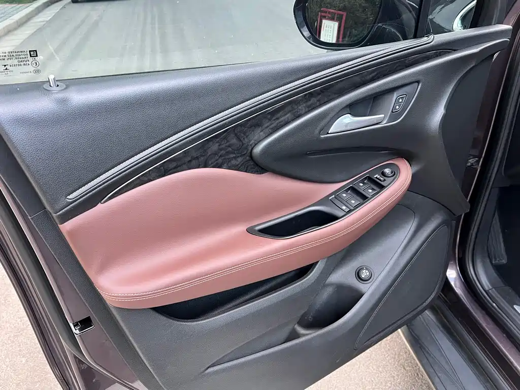Buick Envision Plus — миниатюра 9