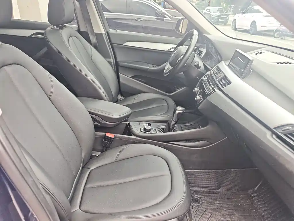 BMW X1 — миниатюра 8