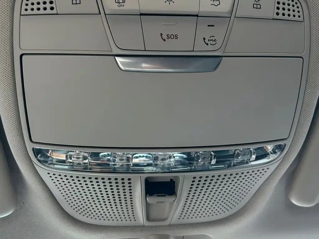 Mercedes-Benz C-Class — миниатюра 19