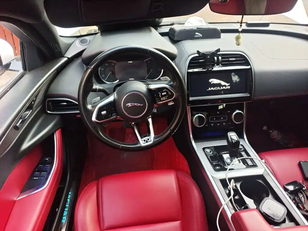 Jaguar XEL — миниатюра 3