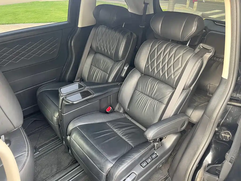 Honda Elysion — миниатюра 12