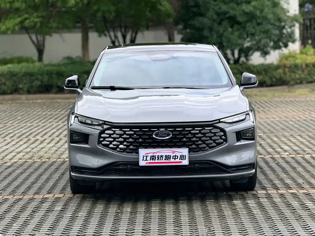 Ford Mondeo — миниатюра 2