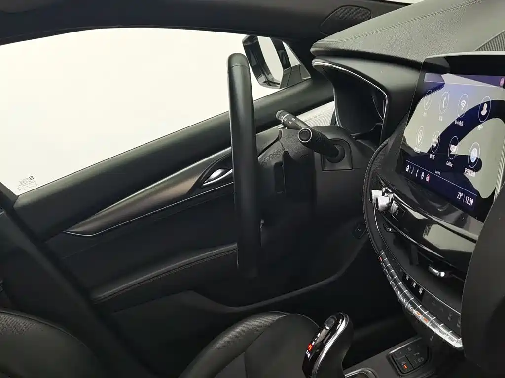 Cadillac CT5 — миниатюра 22