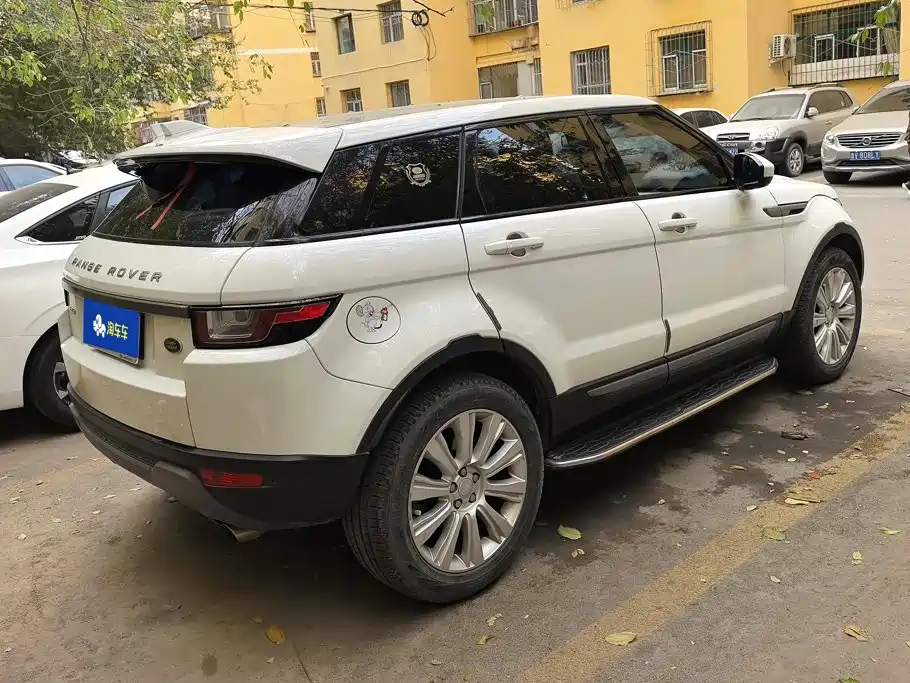 Land Rover Evoque — миниатюра 3