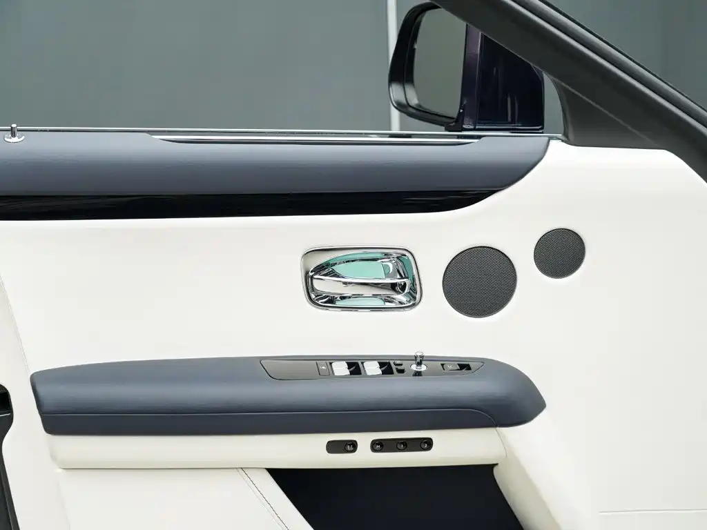 Rolls-Royce Ghost — миниатюра 10