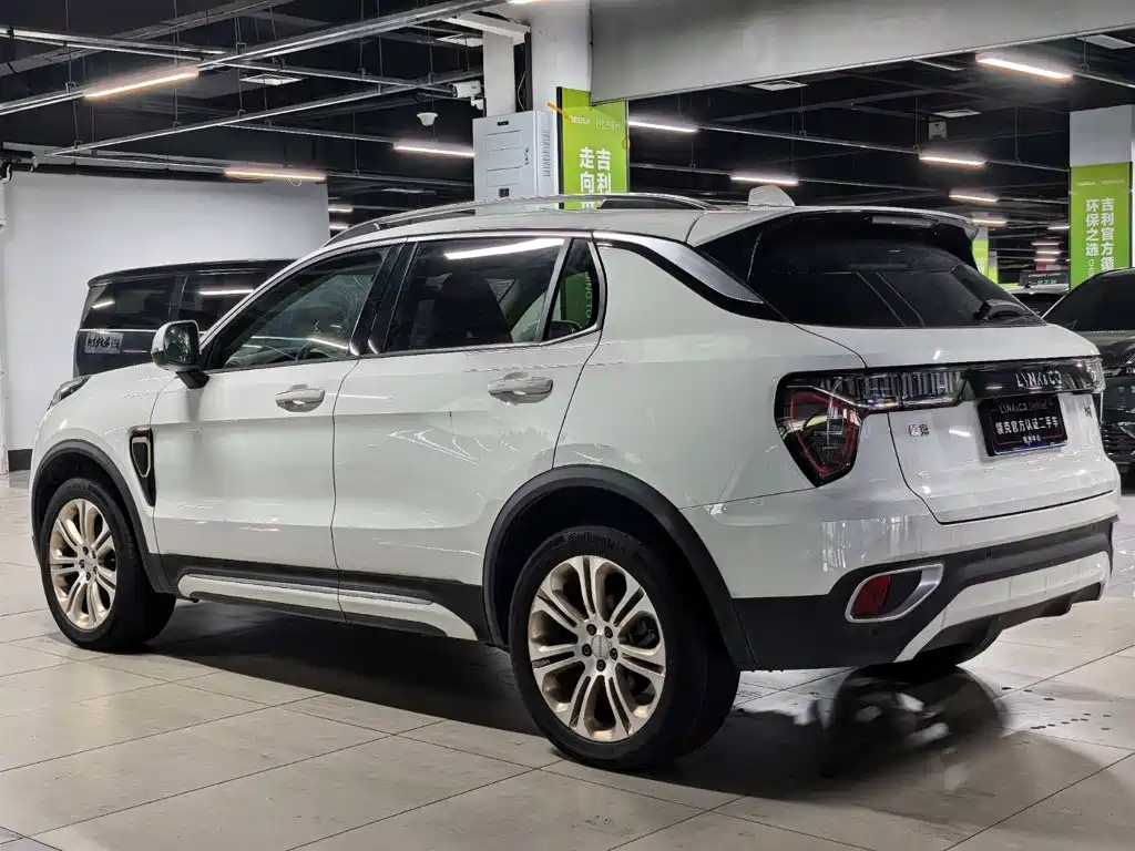 Lynk & Co 01 — миниатюра 6