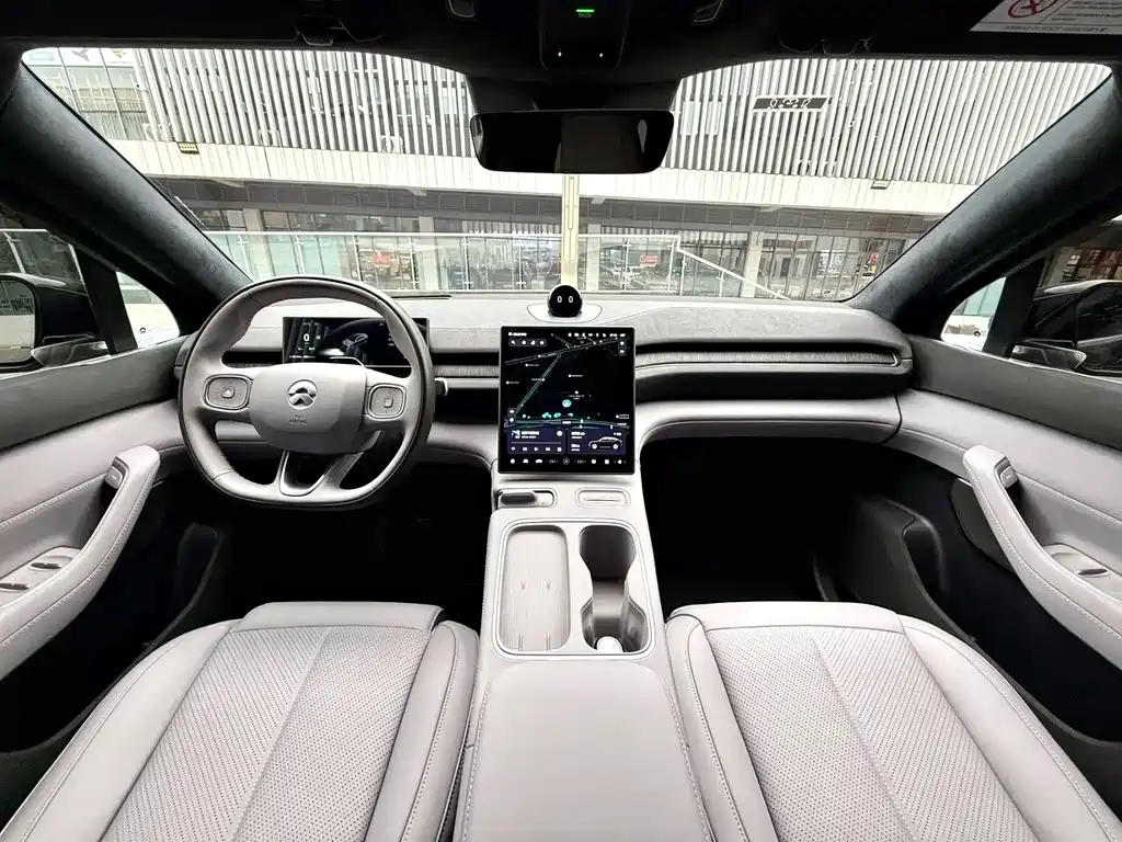 NIO EC6 — миниатюра 5