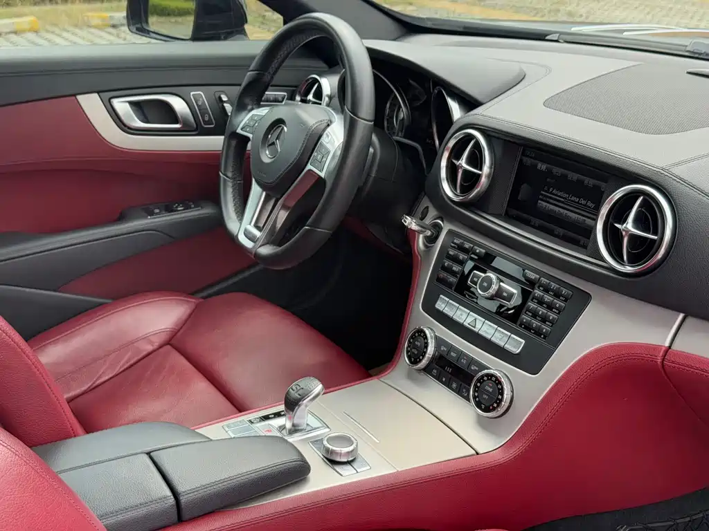 Mercedes-Benz SL-Class — миниатюра 25