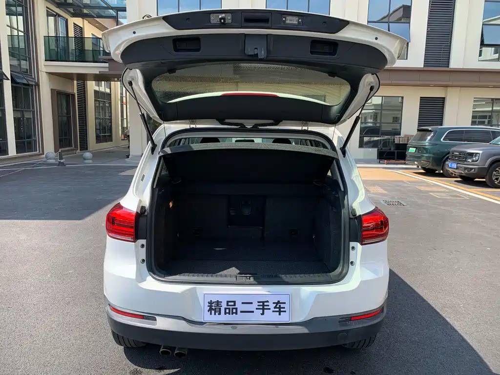 Volkswagen Tiguan — миниатюра 7