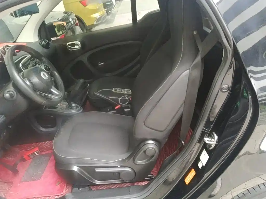 smart Smart Fortwo — миниатюра 17