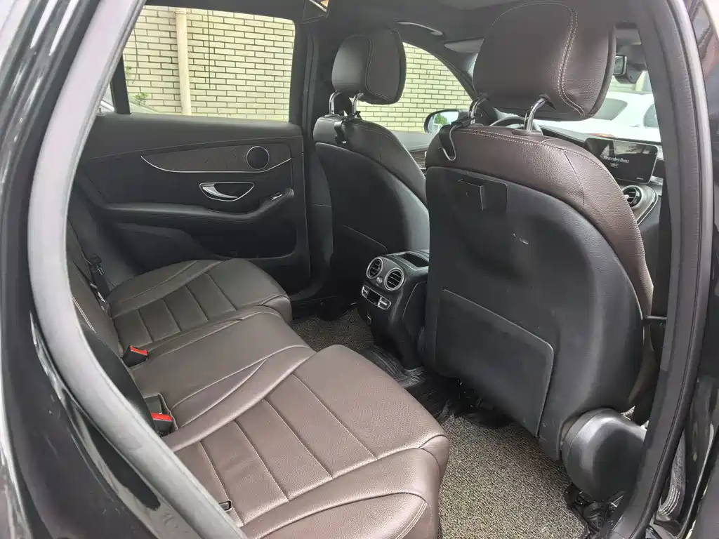 Mercedes-Benz GLC — миниатюра 8