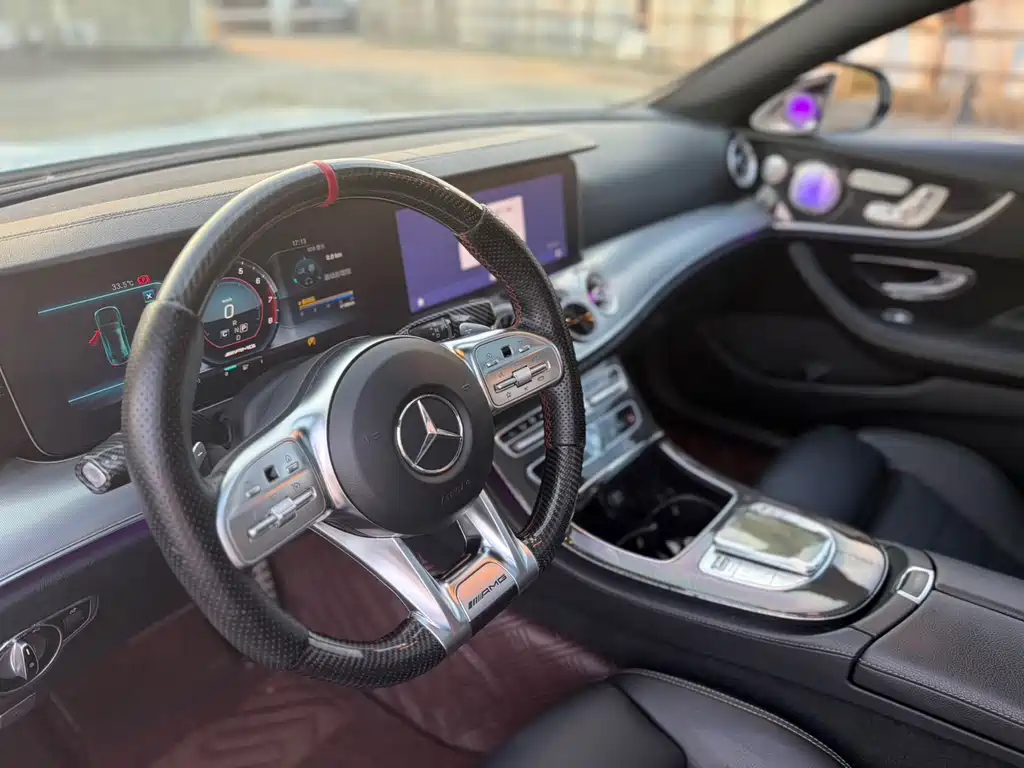 Mercedes-Benz E-Class (Import) — миниатюра 7