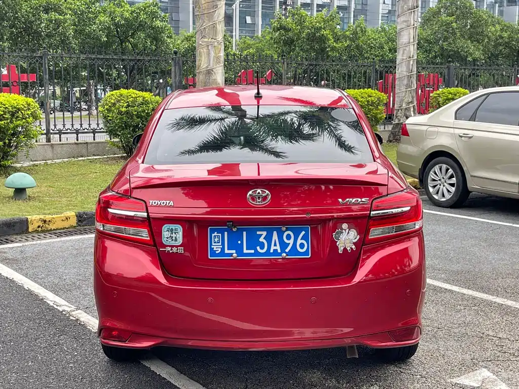 Toyota Vios — миниатюра 5