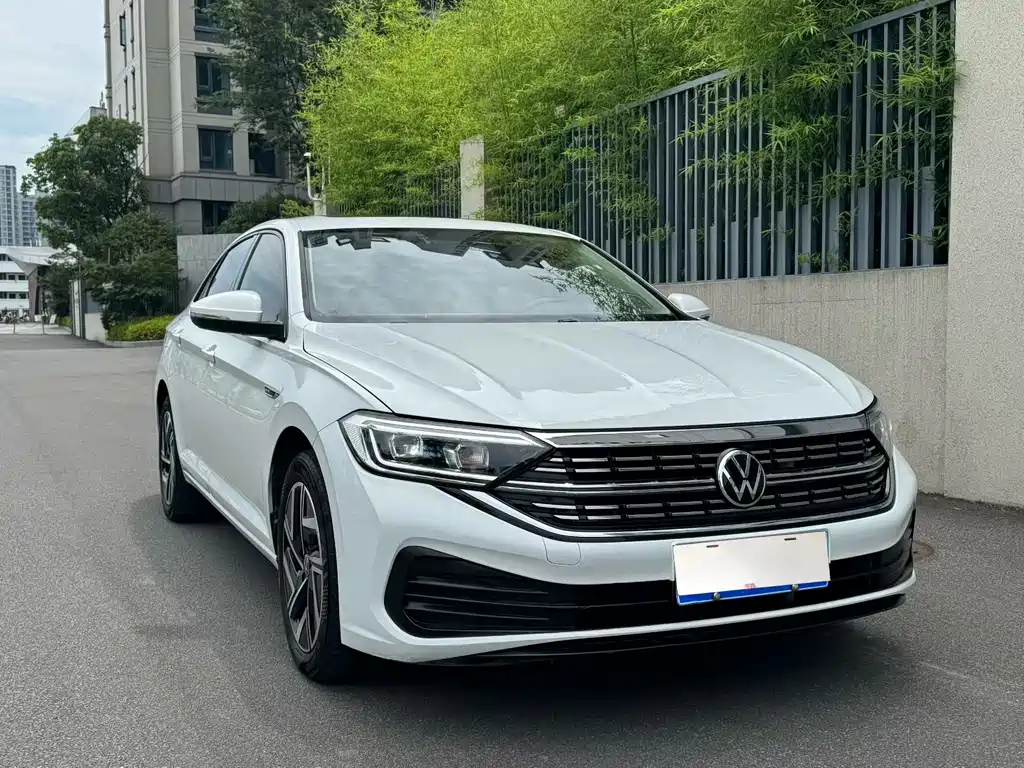Volkswagen Sagitar — миниатюра 3
