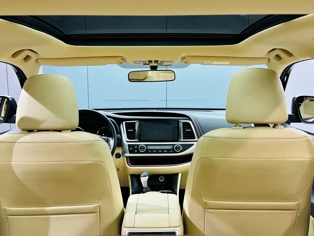Toyota Highlander — миниатюра 25