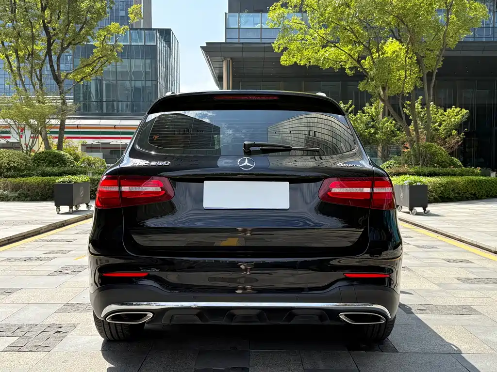Mercedes-Benz GLC — миниатюра 5