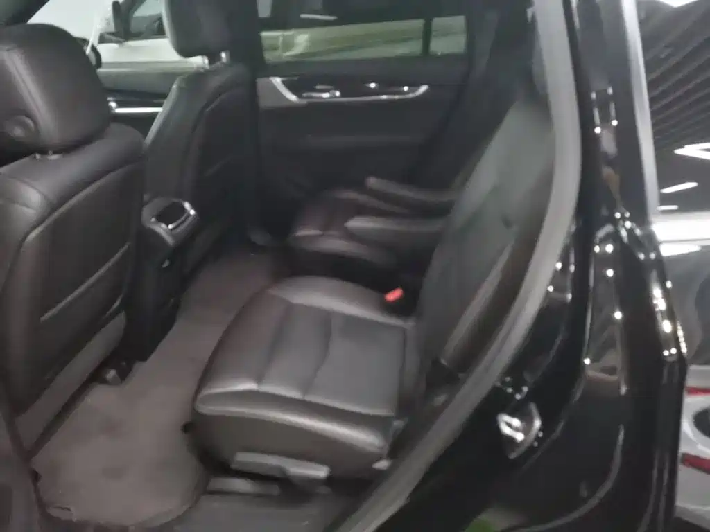 Cadillac XT6 — миниатюра 17