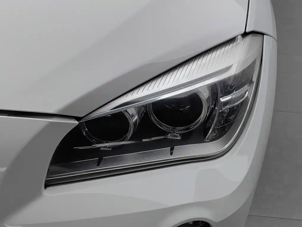 BMW X1 — миниатюра 7