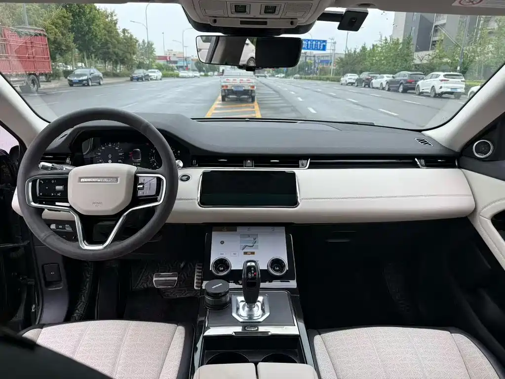 Land Rover Evoque — миниатюра 5