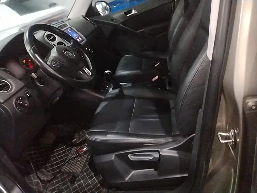 Volkswagen Tiguan — миниатюра 15
