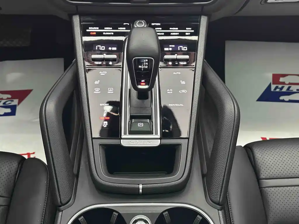 Porsche Cayenne 2018 Cayenne 3.0T