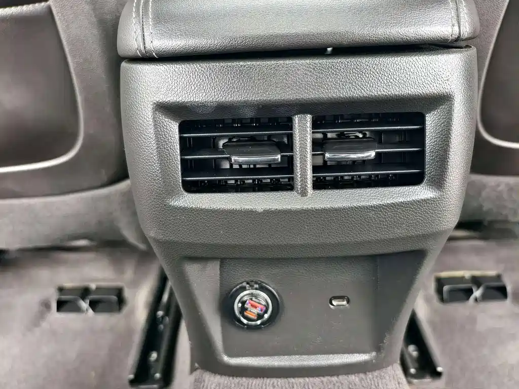 Cadillac CT5 — миниатюра 15
