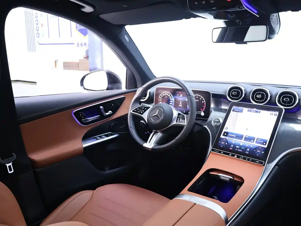 Mercedes-Benz GLC — миниатюра 14