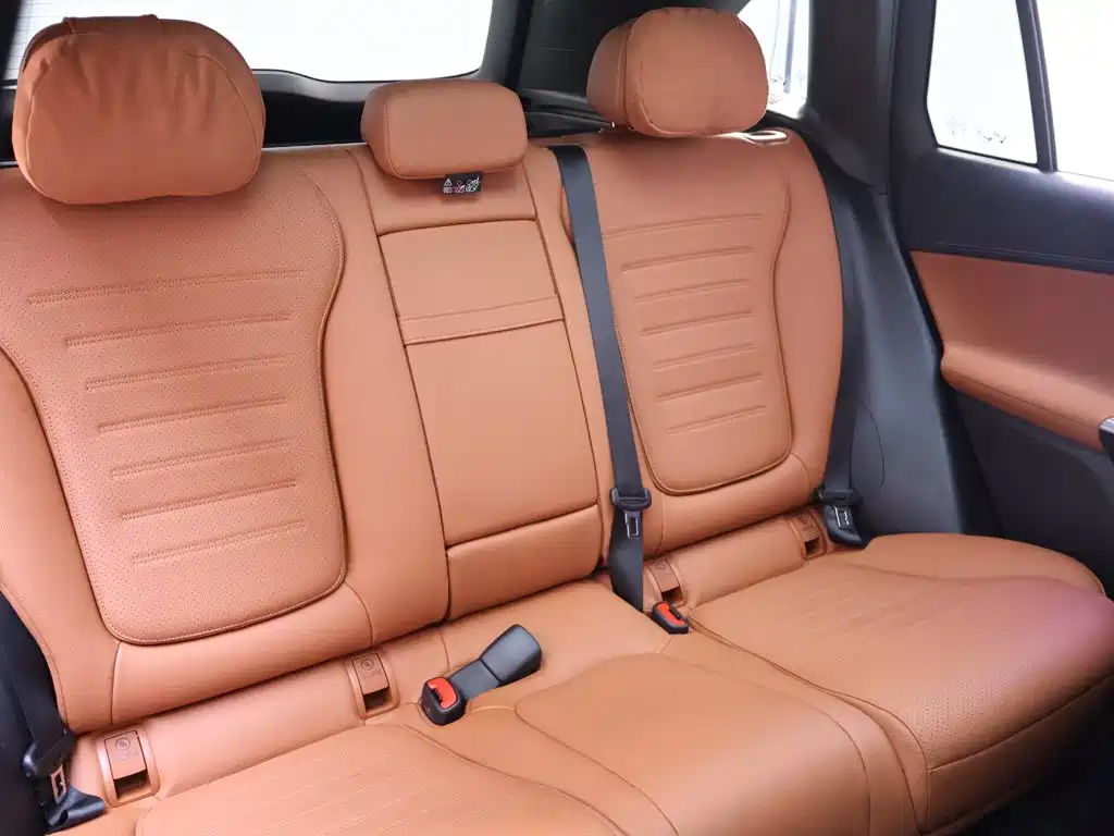 Mercedes-Benz GLC — миниатюра 23