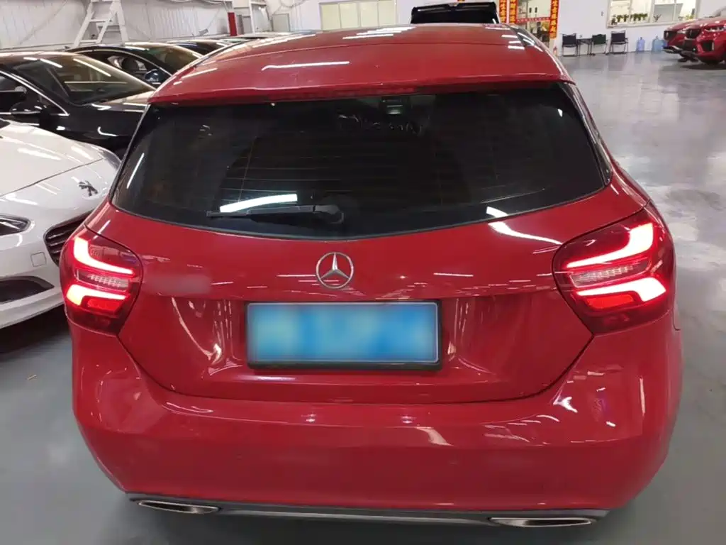 Mercedes-Benz A-Class (Import) — миниатюра 6