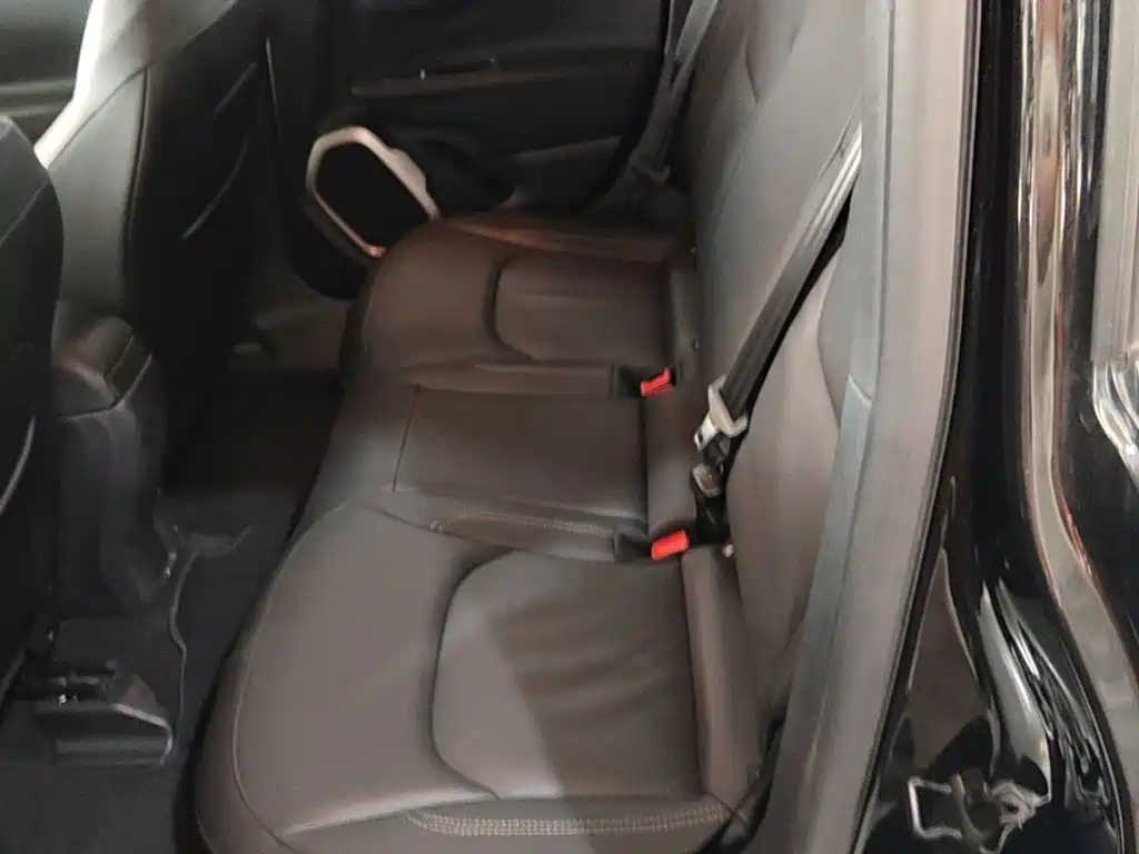 Jeep Renegade — миниатюра 17