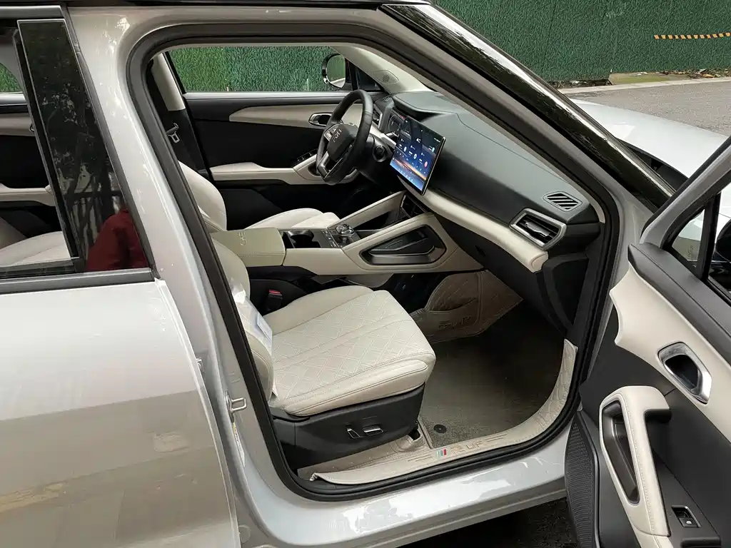 BYD Yuan UP — миниатюра 19