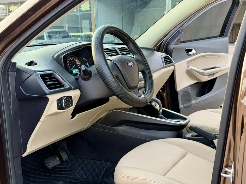 Ford Escort — миниатюра 17