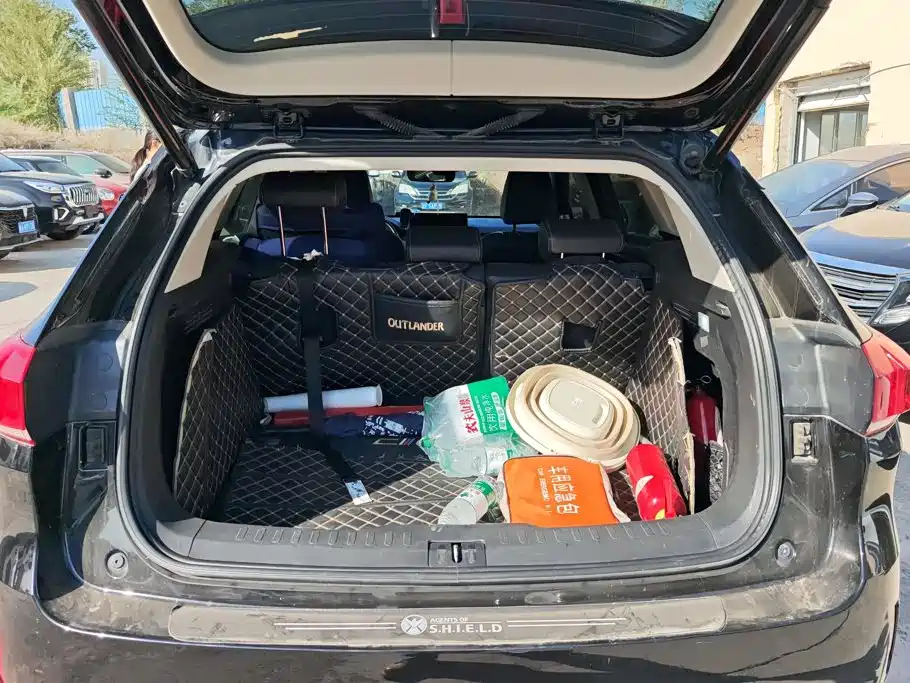 Wey Wey VV6 — миниатюра 4