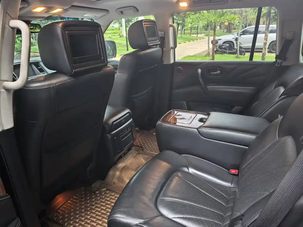 Infiniti QX80 — миниатюра 5