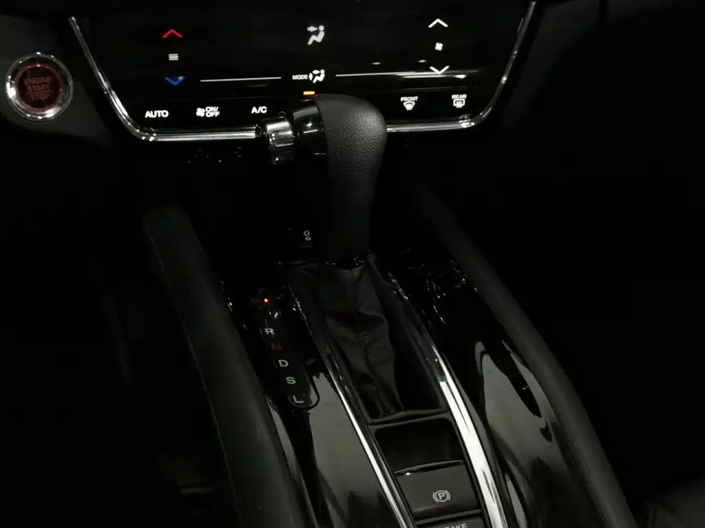 Honda Vezel — миниатюра 13