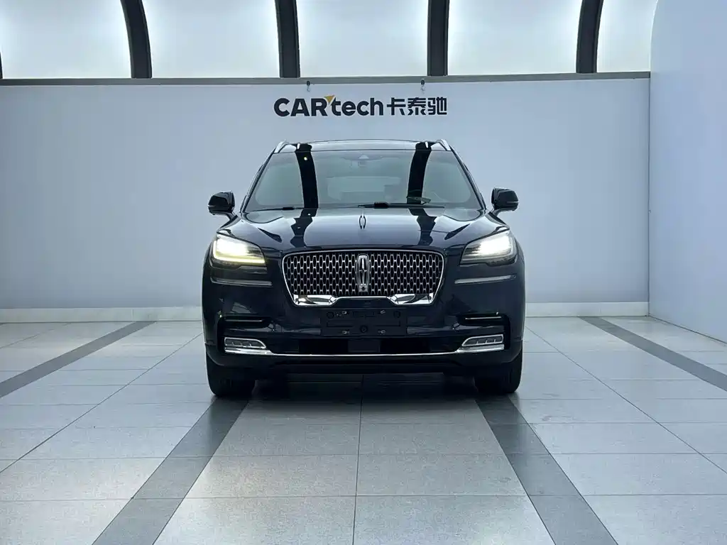 Lincoln Aviator — миниатюра 2