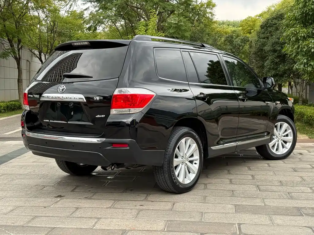 Toyota Highlander — миниатюра 9