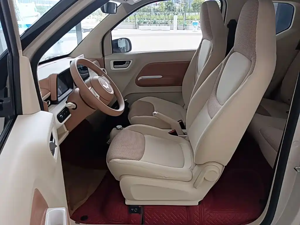Wuling MINIEV — миниатюра 15