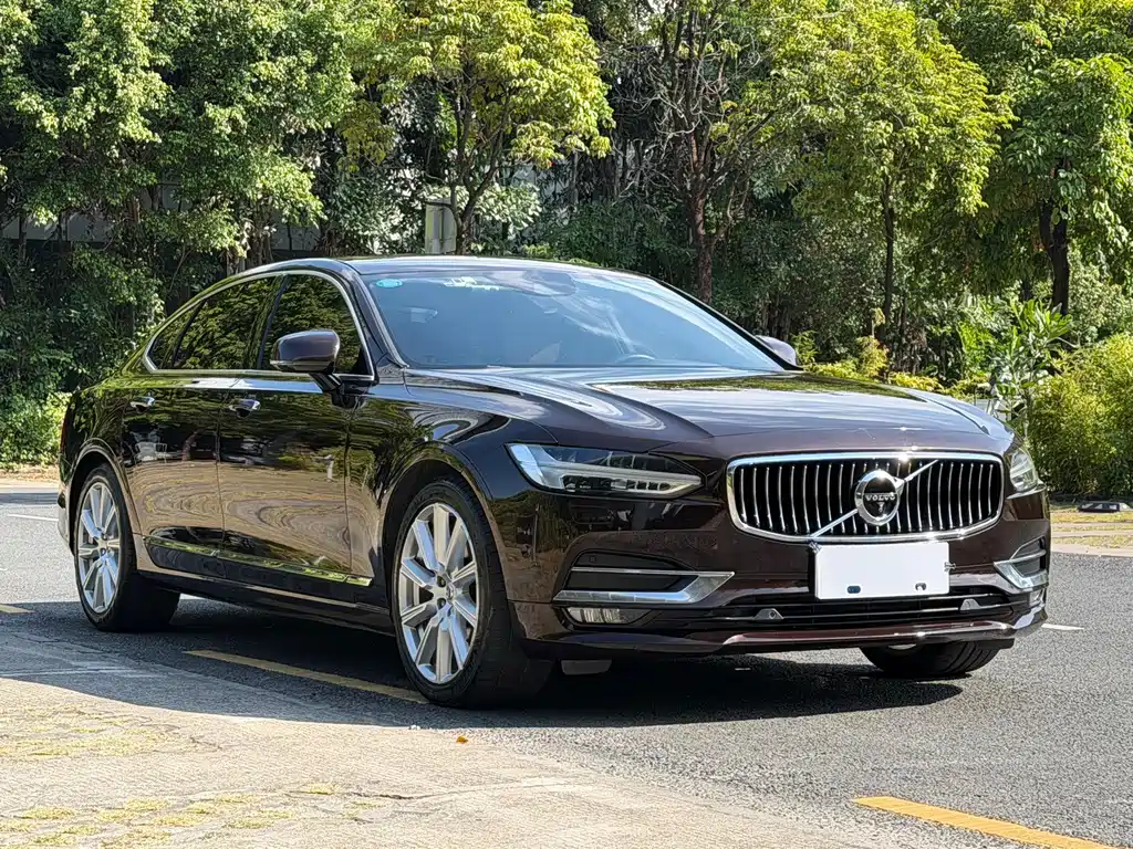 Volvo S90 — миниатюра 3