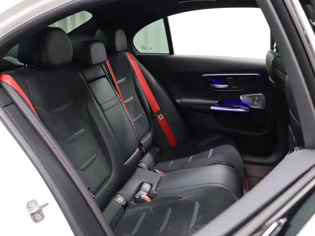 Mercedes-Benz C-Class AMG — миниатюра 23
